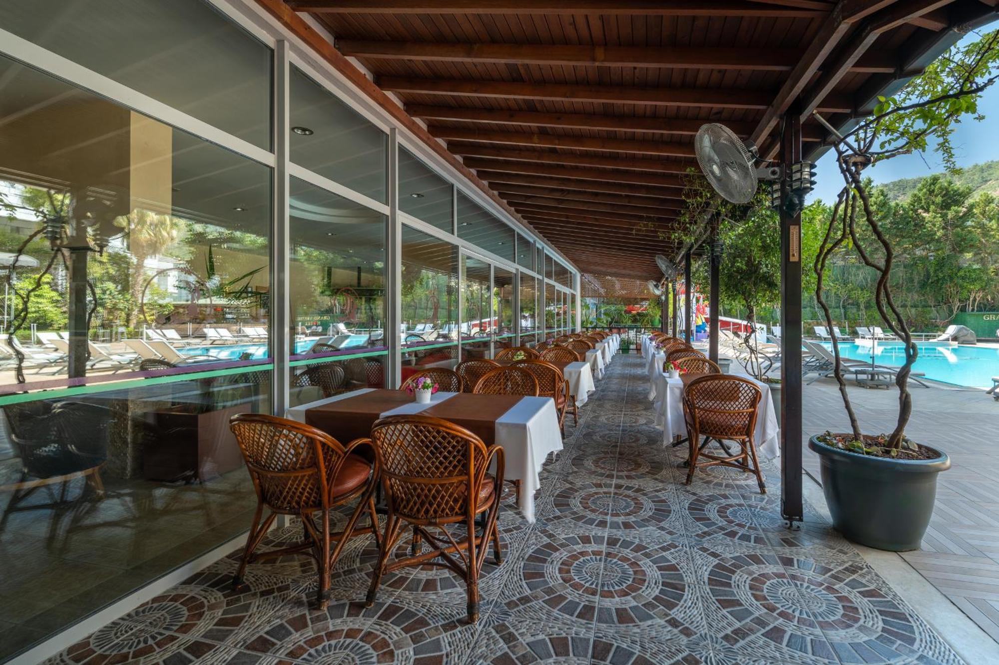 Grand Viking Hotel Kemer Exterior photo